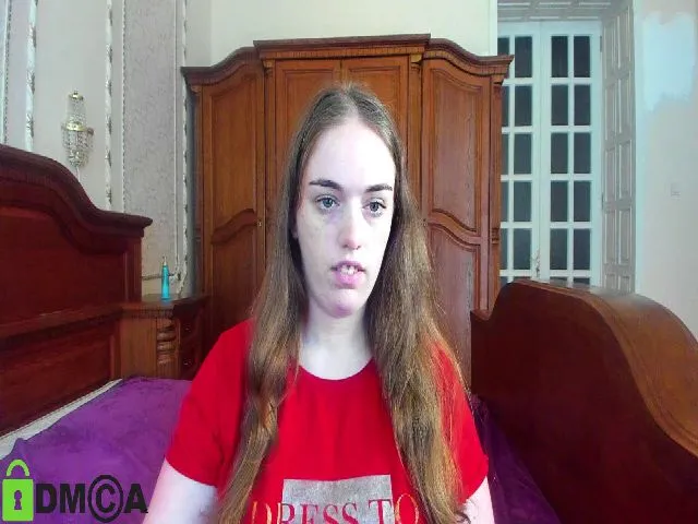 Live sex webcam photo for Fi_Lena #264859480