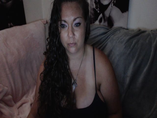 Live sex webcam photo for Kylie_Mcfly #252908947