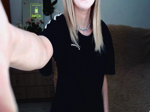 Live sex webcam photo for Alison_Moonli #257127178