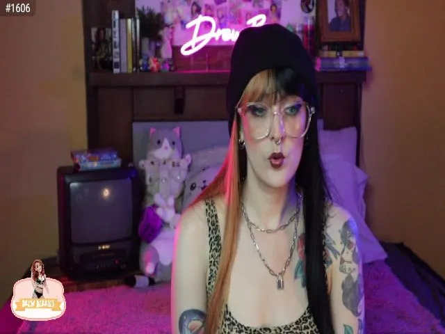 Live sex webcam photo for DrewBerries #260987467
