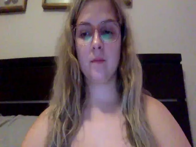 Live sex webcam photo for j3nnamatic #263313640