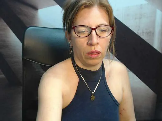 Live sex webcam photo for maturehot-1 #241013860