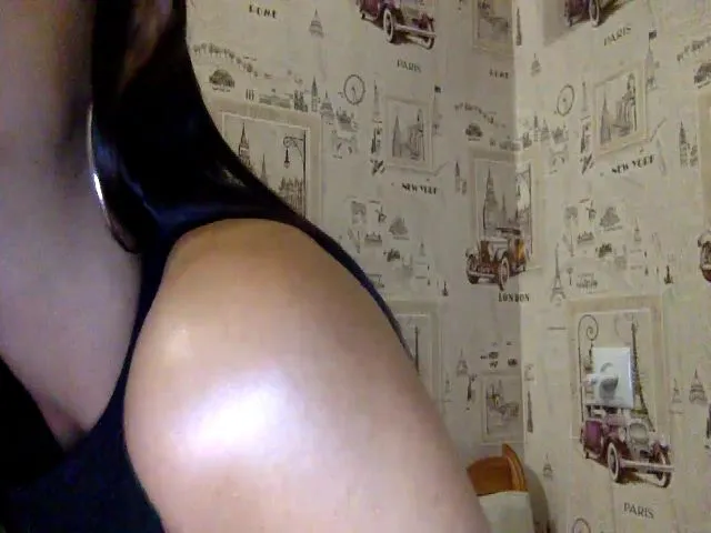Live sex webcam photo for JolyBoss #257061059