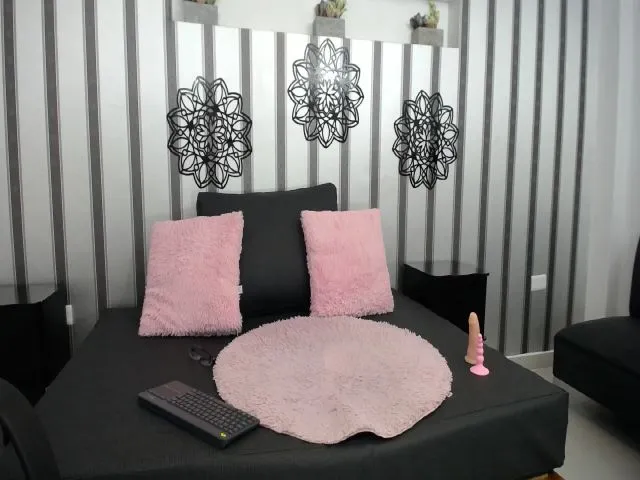 Live sex webcam photo for Anastasia_AG #259246242