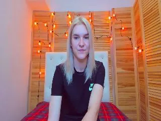 Live sex webcam photo for MarliTes #252134464