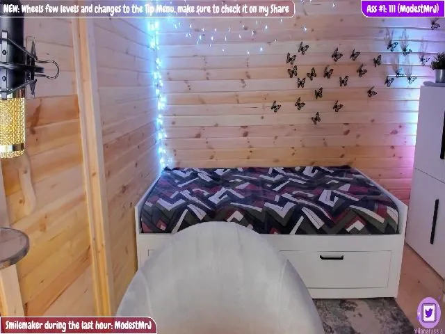 Live sex webcam photo for ModestLady #253567726