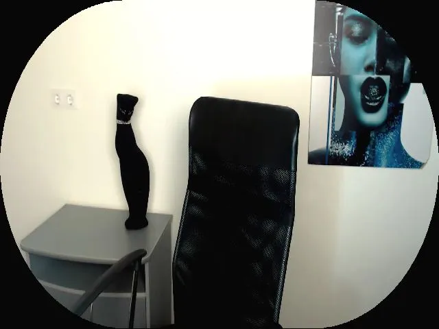 Live sex webcam photo for MollyMey #265151463