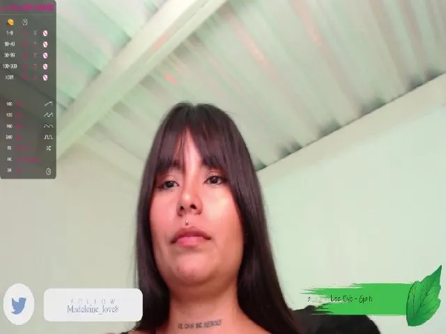 Live sex webcam photo for MadelinLove #262866268
