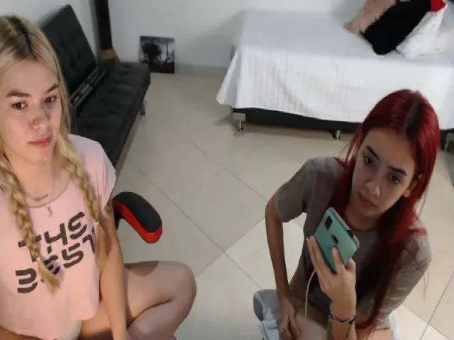 Live sex webcam photo for Thaunhty #264147297