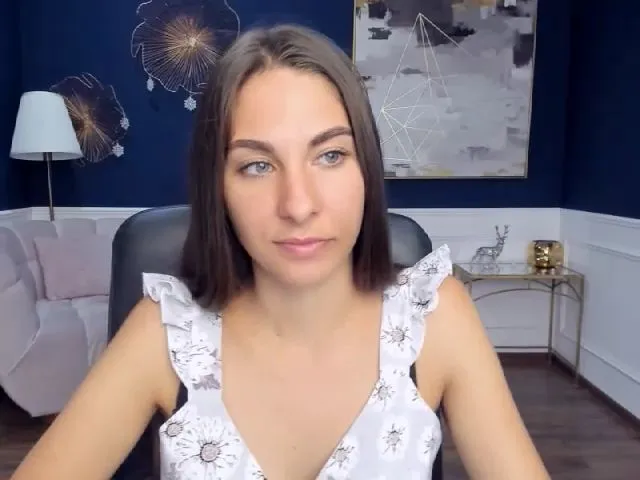 Live sex webcam photo for EmilyStarr #256173183