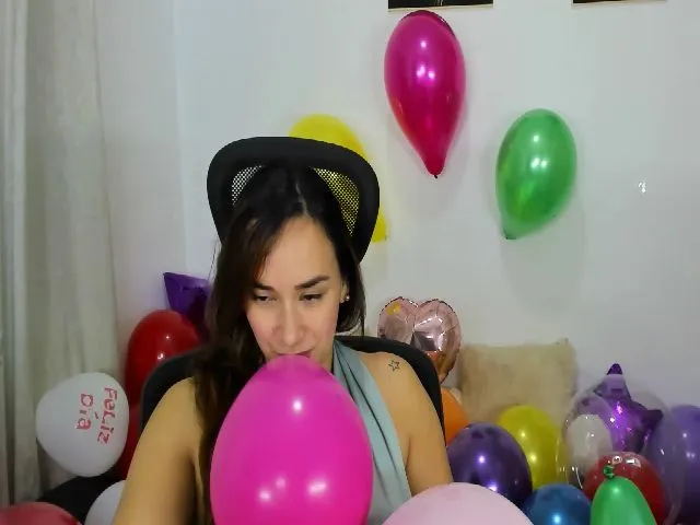 Live sex webcam photo for PaulinaSoler #263462772