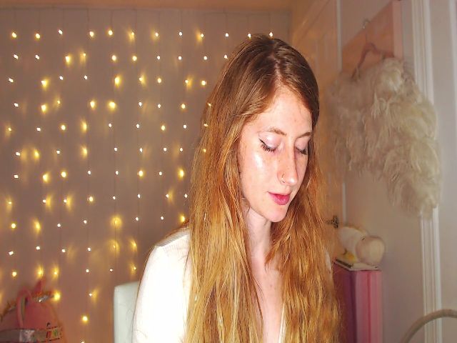 Live sex webcam photo for SweetMango_ #255502497