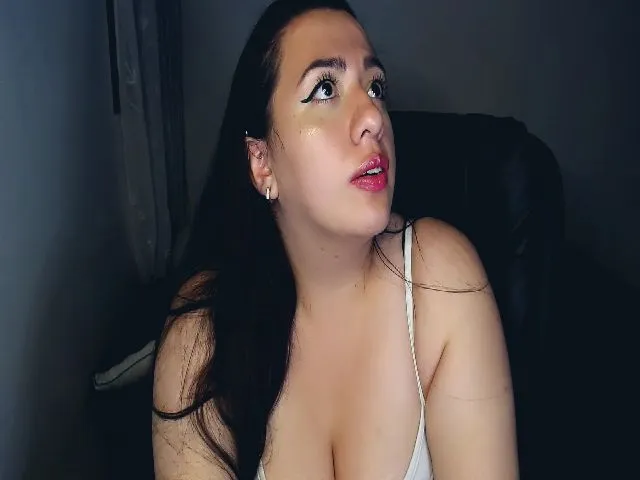 Live sex webcam photo for Hela_one #260442691