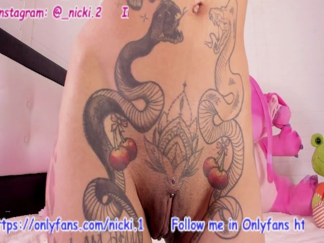 Live sex webcam photo for Niicki #254602331