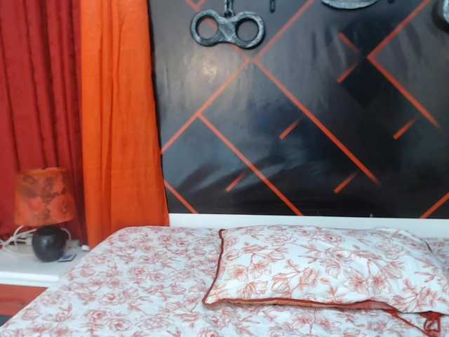 Live sex webcam photo for ScarleetLiz #240974114