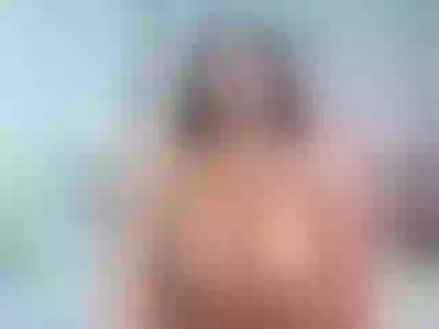 Live sex webcam photo for HeidiCutie #258063004
