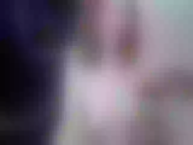 Live sex webcam photo for Ladybigsmile #260796995
