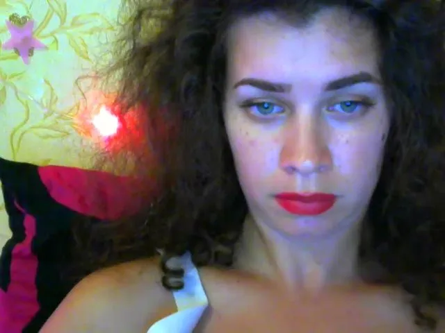 Live sex webcam photo for SofiAmeli #260190147