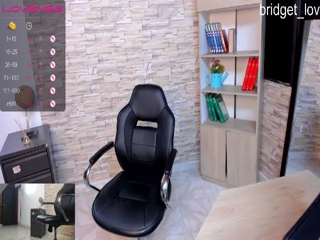 Live sex webcam photo for Bridget_love #255968321