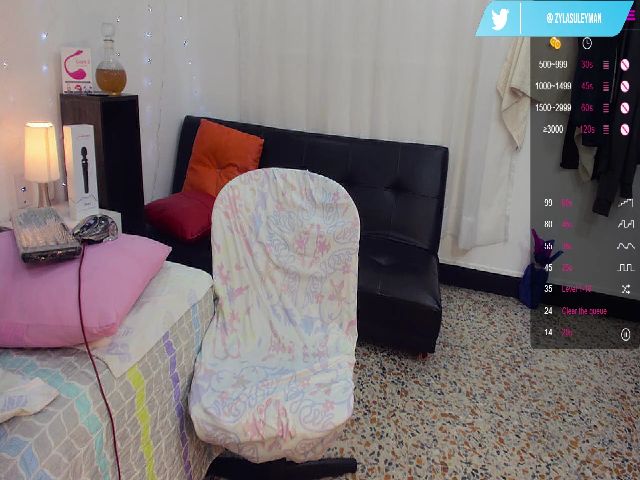 Live sex webcam photo for ZylaSuleyman #256110807