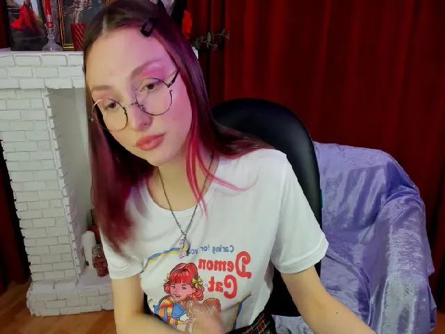 Live sex webcam photo for MadFrau #260823736