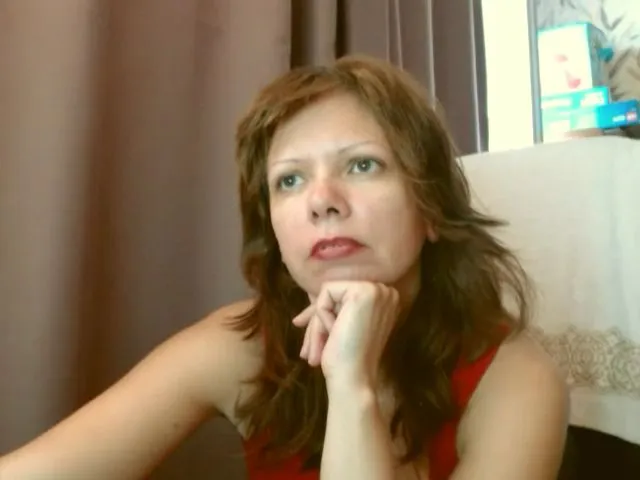 Live sex webcam photo for PrettyHairyxx #254410537