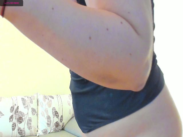 Live sex webcam photo for Alissa_Vox #264799560