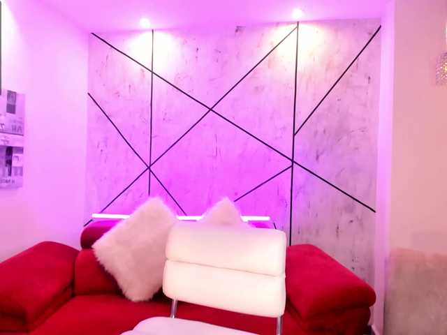 Live sex webcam photo for ConnieAddams1 #252671558