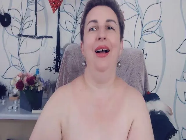 Live sex webcam photo for DepravedMadam #258113311