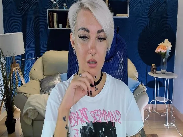 Live sex webcam photo for AkioTy #255242776