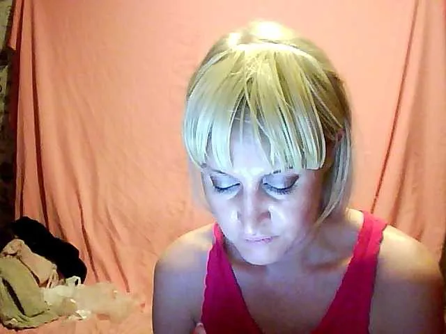 Live sex webcam photo for angelline #247473914
