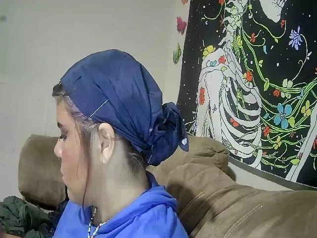 Live sex webcam photo for Lilmisspurp #256223720