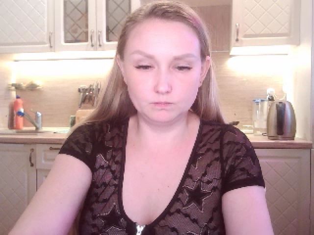 Live sex webcam photo for JaneGrey111 #263778980