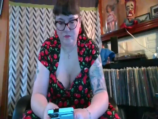 Live sex webcam photo for ThePinUpPunk #260898420