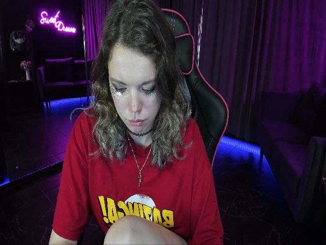 Live sex webcam photo for ClancyOsborne #262807336