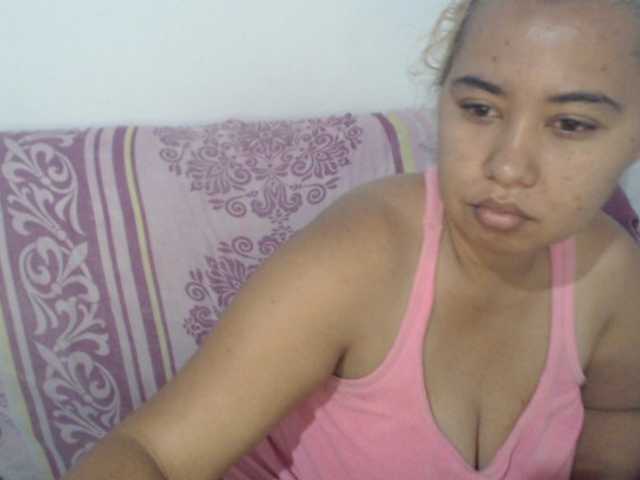Live sex webcam photo for julianahothot #240995453