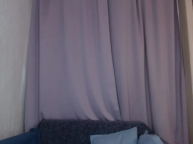 Live sex webcam photo for HotSwJenna #256695915