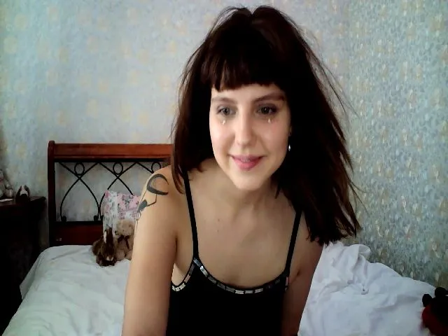 Live sex webcam photo for LiLMasha #253751110