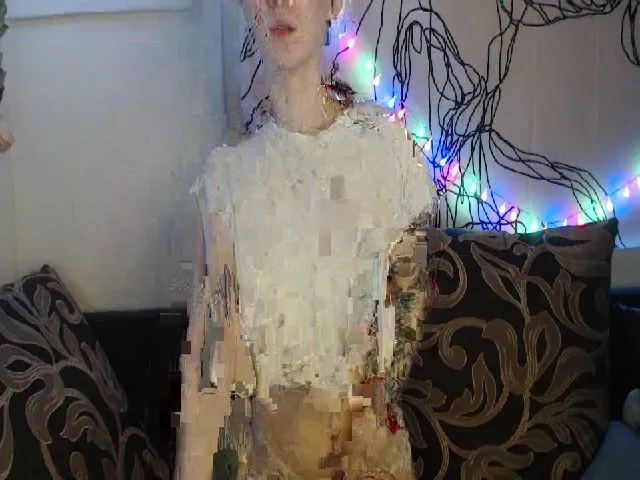 Live sex webcam photo for Viola_May #264990265