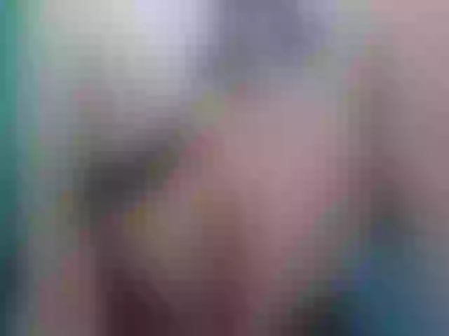 Live sex webcam photo for BeautyM27 #264943946