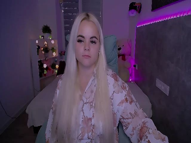 Live sex webcam photo for Jenni__fer #264547937