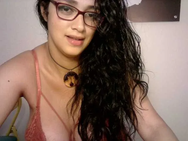 Live sex webcam photo for sammydo1 #251344212