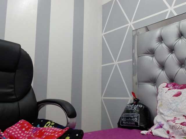 Live sex webcam photo for Magiaahot #251030331