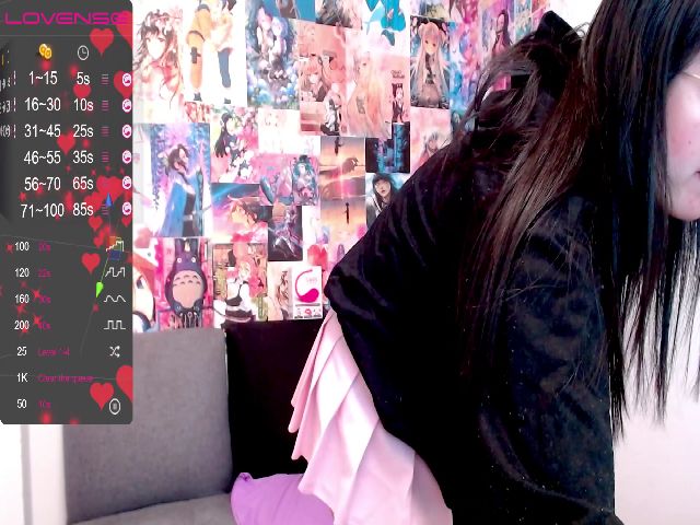 Live sex webcam photo for Charlotte_3x #254150388