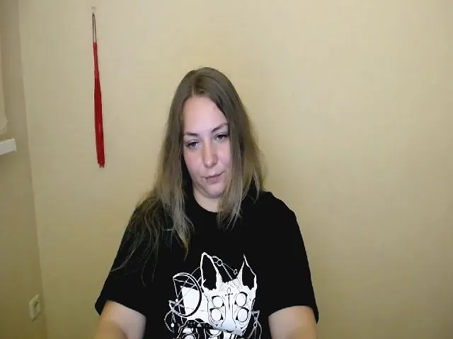 Live sex webcam photo for StellaJ_ #252618737