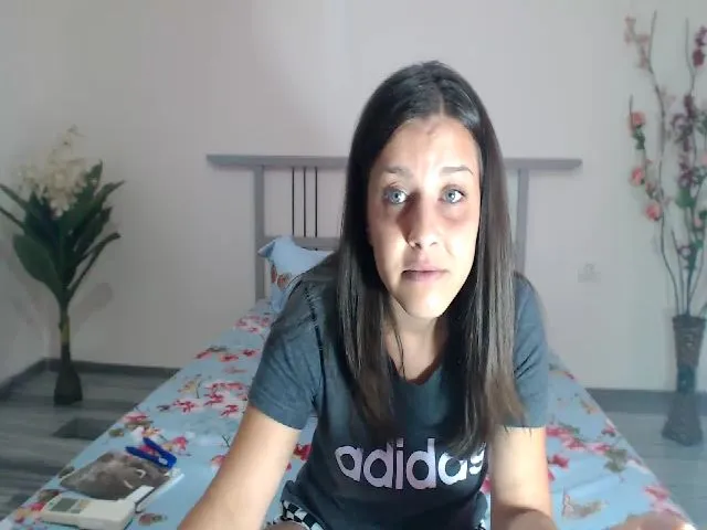 Live sex webcam photo for Ceraselalove #253420549