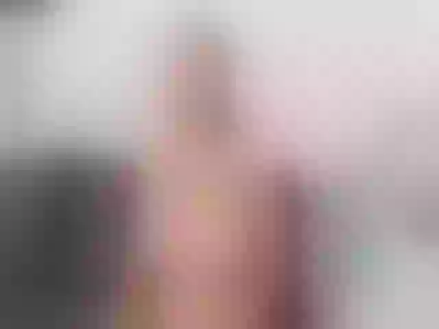 Live sex webcam photo for SquirtMadame #259209571