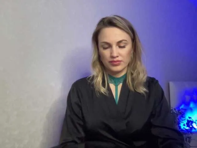 Live sex webcam photo for AmyAirKiss #242445002