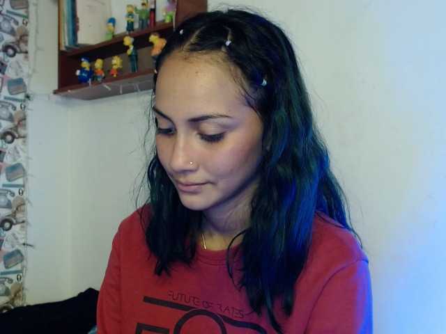 Live sex webcam photo for liachan #246391157