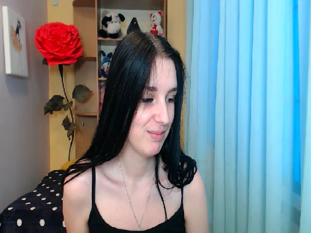 Live sex webcam photo for Lin_Elisss #253419498